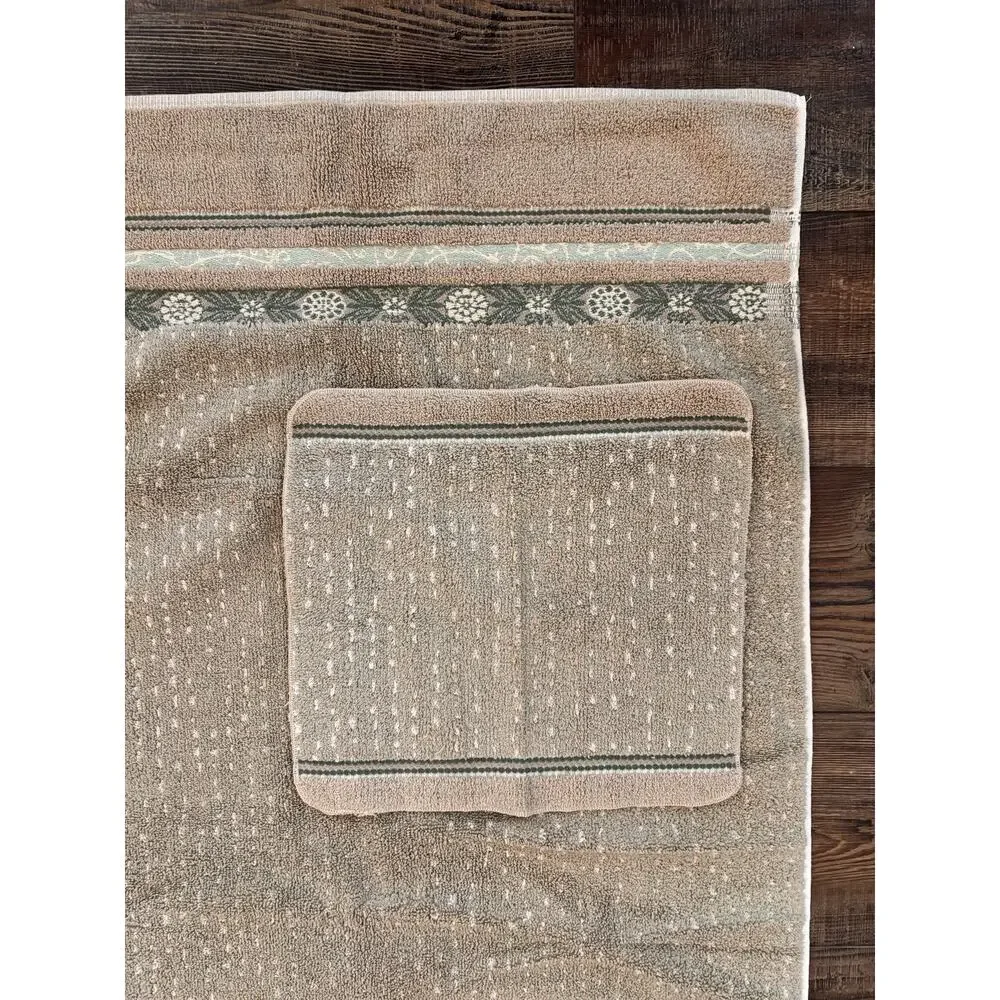 Vintage Fieldcrest Royal Velvet Green Combed Cotton Bath Towel & Washcloth